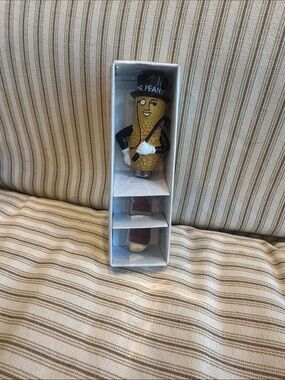 Mr peanut planters butter knife NIP